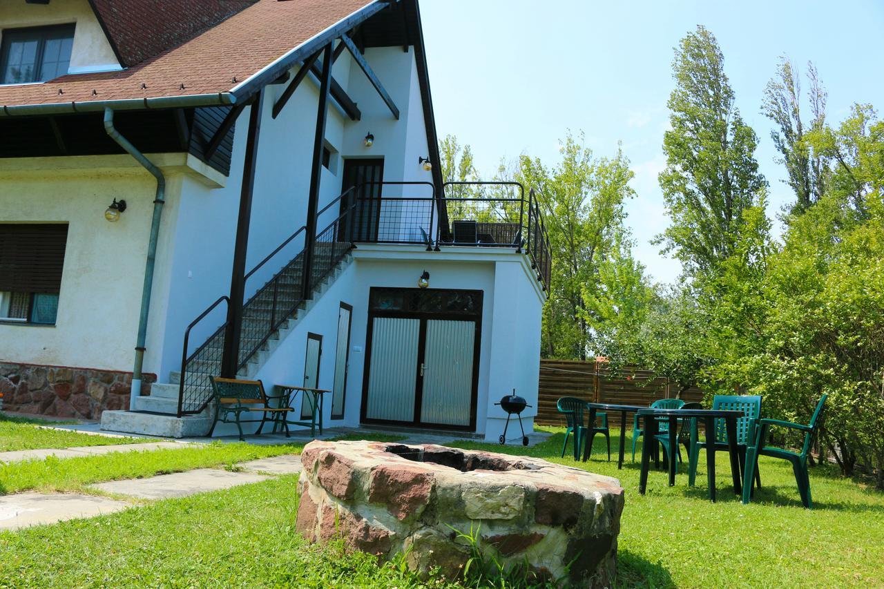 Nefelejcs Villa Zamárdi Dış mekan fotoğraf
